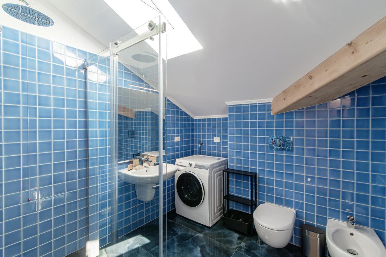 Ferienwohnung Attic 64 - The House Of Travelers Como Exterior foto